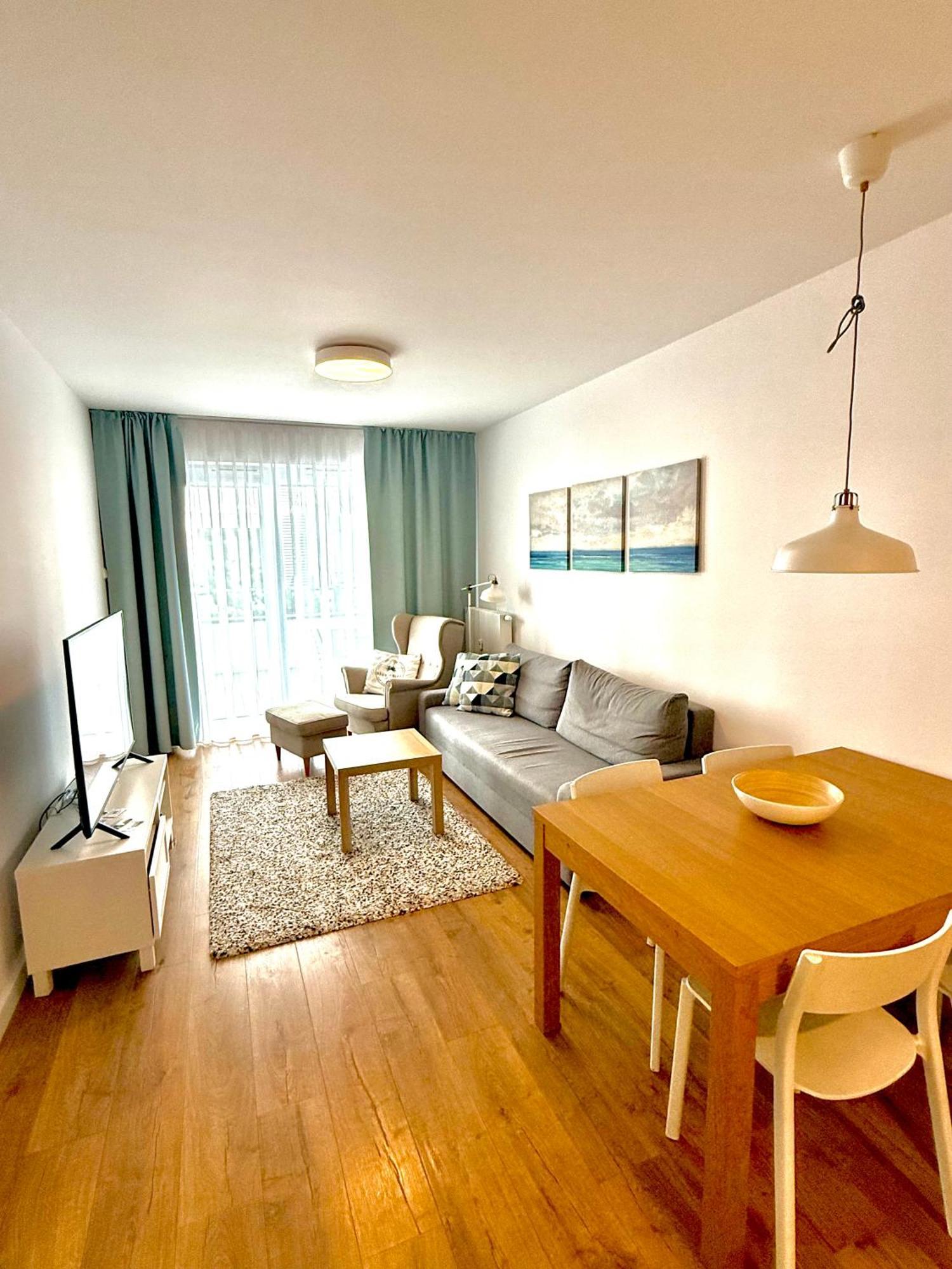Lazar Apartamenty Nadmorskie Tarasy Kolobrzeg Exterior photo